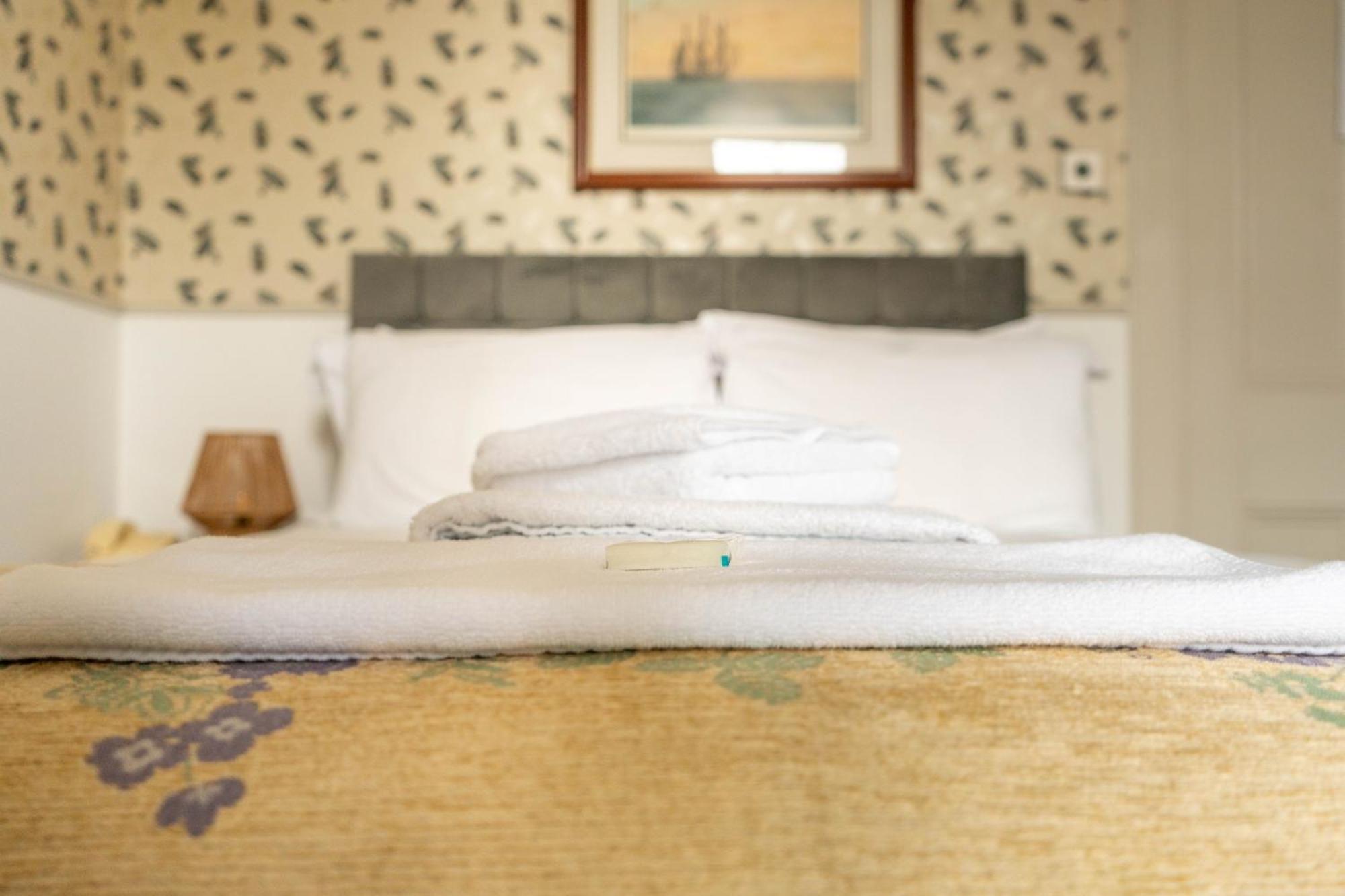 Western Isles Hotel Тобермори Экстерьер фото